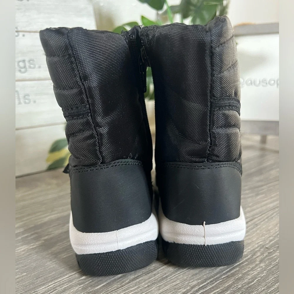 Fantiny Kids’ Black & Blue Outdoor Waterproof Faux Fur Lined Winter Boots 25 / 8